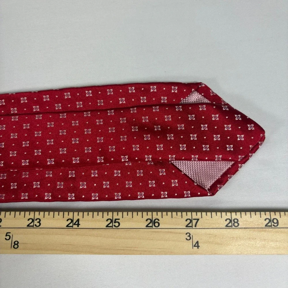 Thomas Pink Mens Red Geometric Floral Silk Necktie Jermyn Street London UK Woven